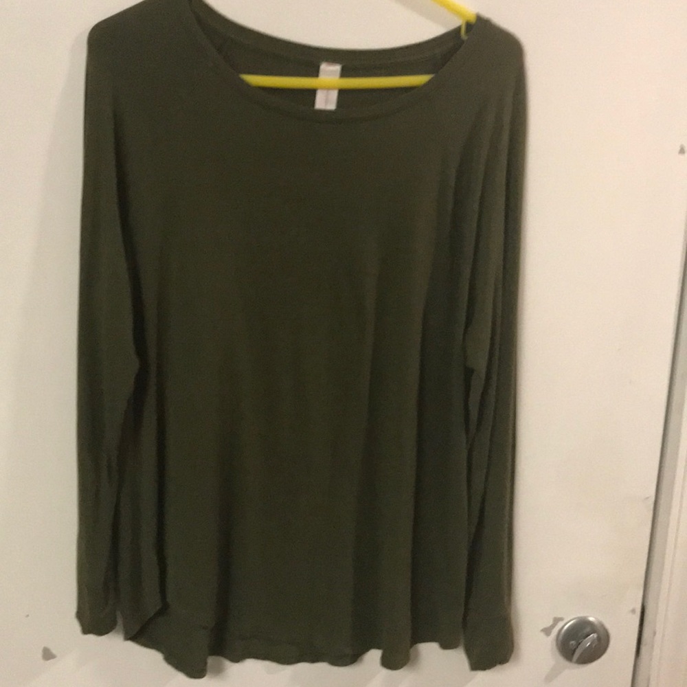 No Boundaries long sleeve